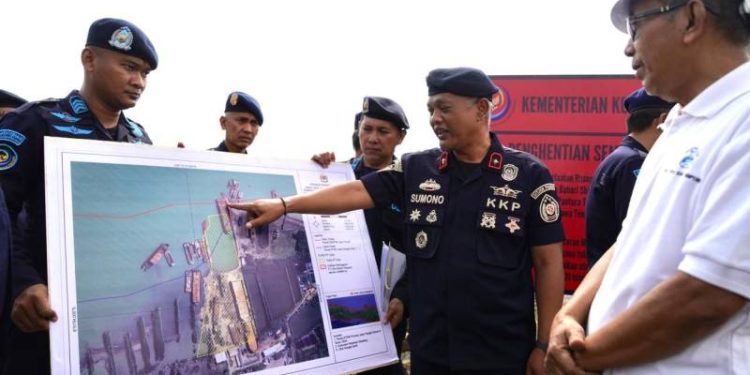 KKP Stop aktivitas 6 Perusahaan Tanpa Izin PKKPRL Di Pantura Tegal