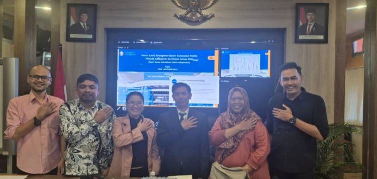 Kekuatan local Strongman di kabupaten Sumbawa dalam Sidang kelayakan Program S3 Dis Undip